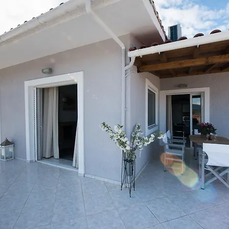 Regalo Apartment