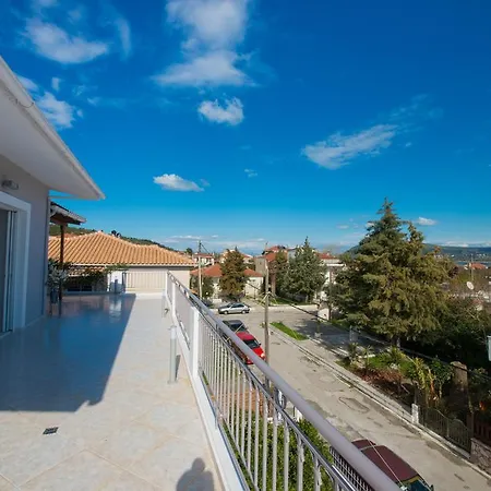 Regalo Apartment *