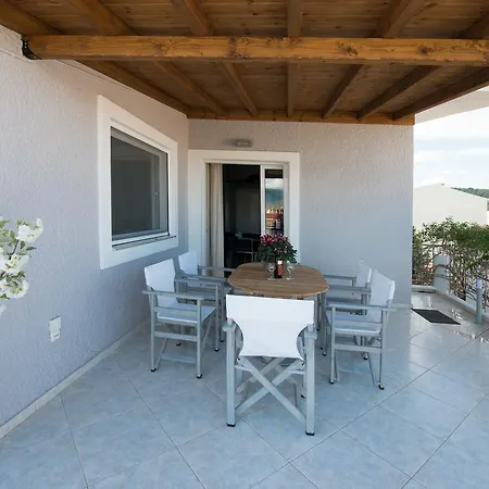 Regalo Apartment